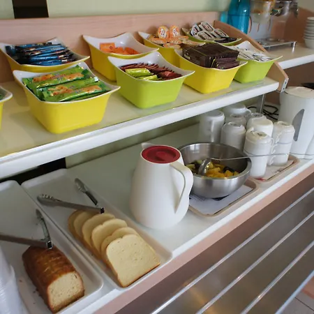 Ibis Budget Angouleme Nord Hotel Champniers (Charente)